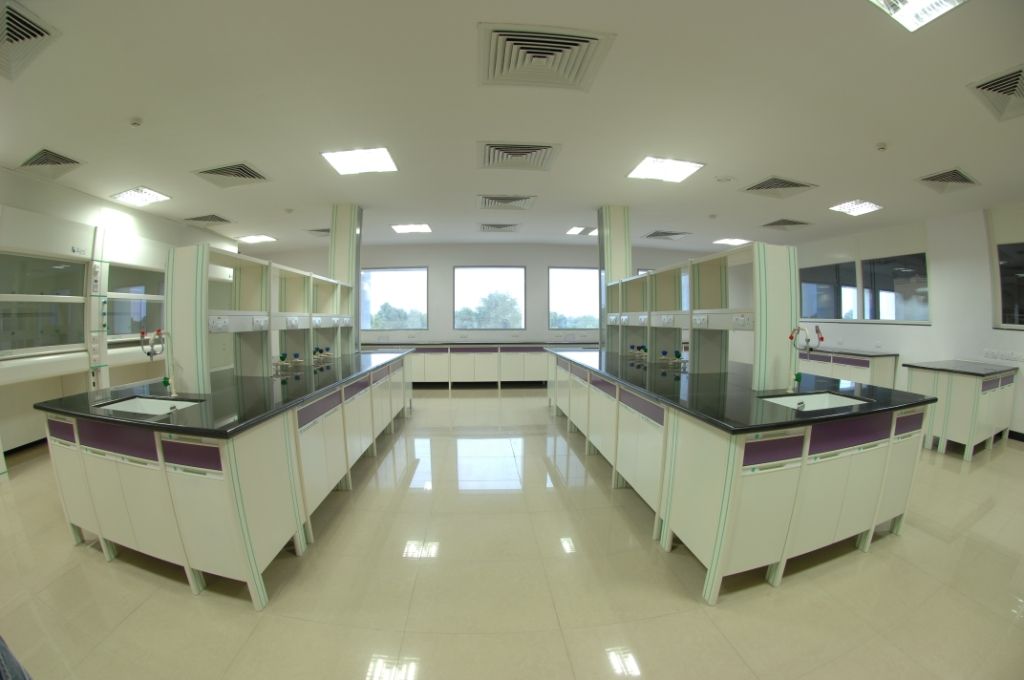 Lab Furniture - WhatsApp Image 2026-06-01 at 16.54.32 (1)