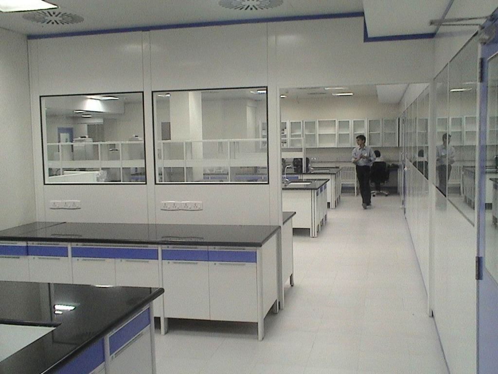 Lab Furniture - WhatsApp Image 2026-06-01 at 16.54.32 (2)