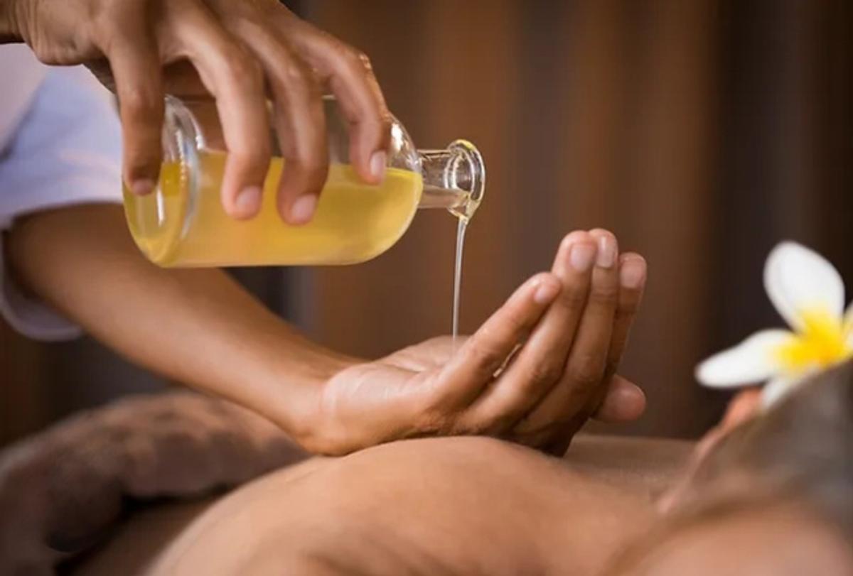 Essential massage oils