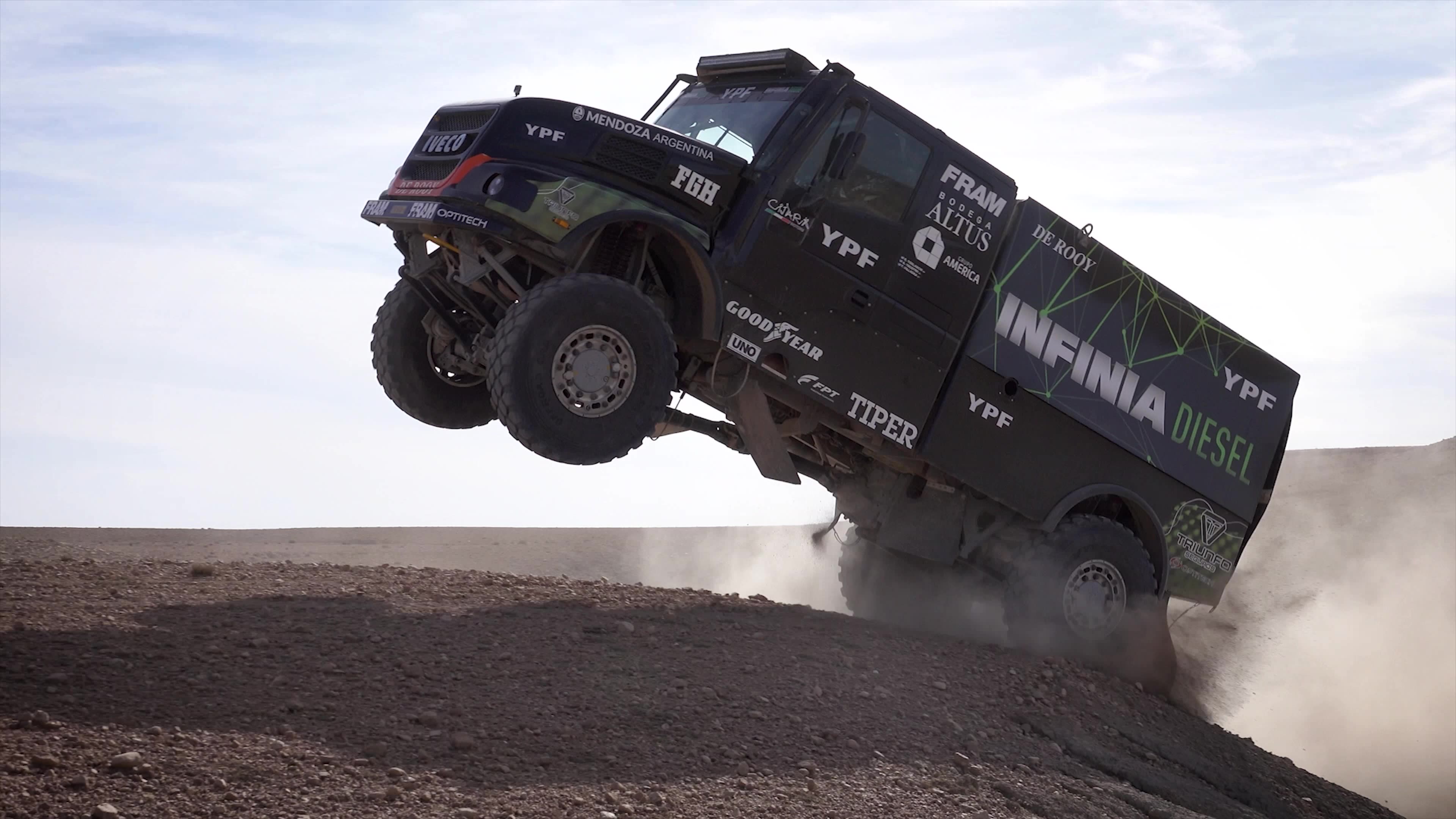 YPF Iveco — Presentación del Equipo Dakar
