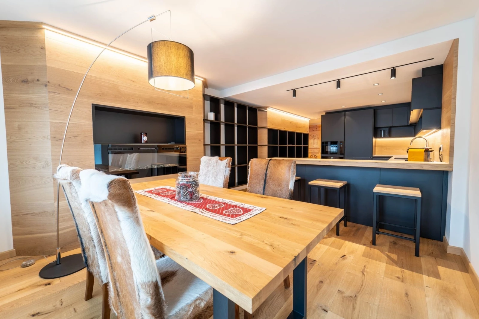 St. Moritz - Raffinato appartamento con balcone in pieno centro