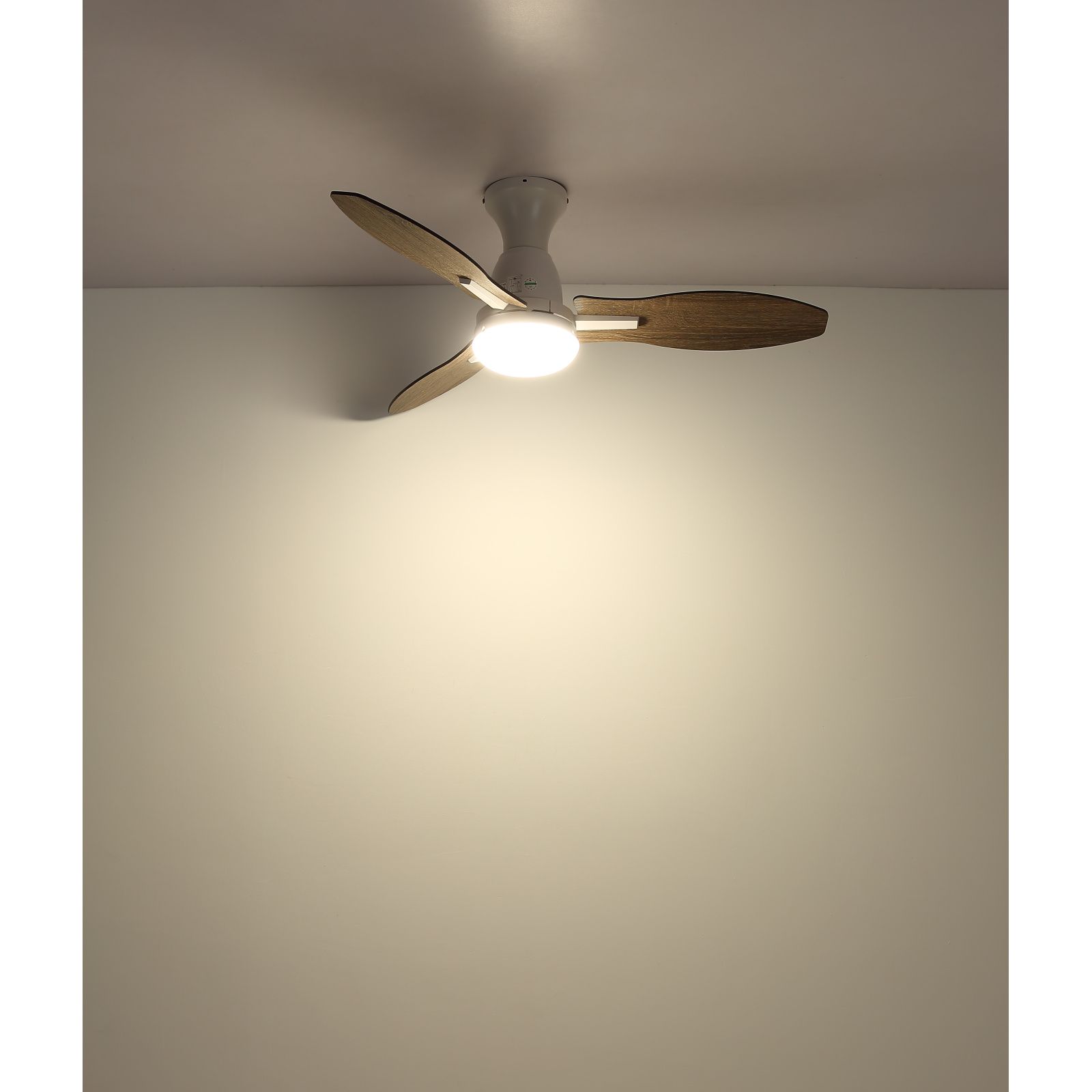 GLOBO GALE 03671W ventilátor