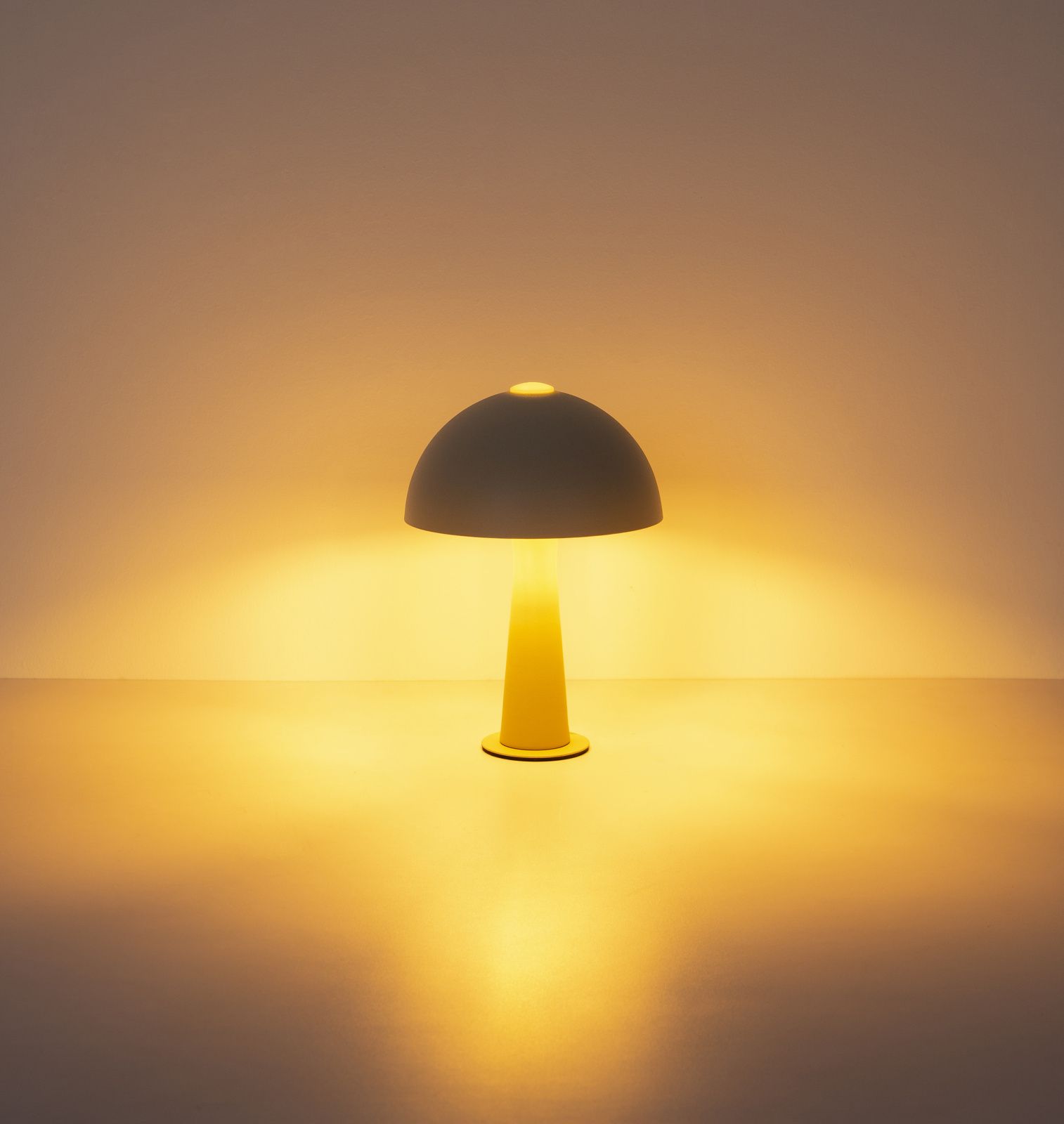 GLOBO JULIA 50670122 stolová lampa