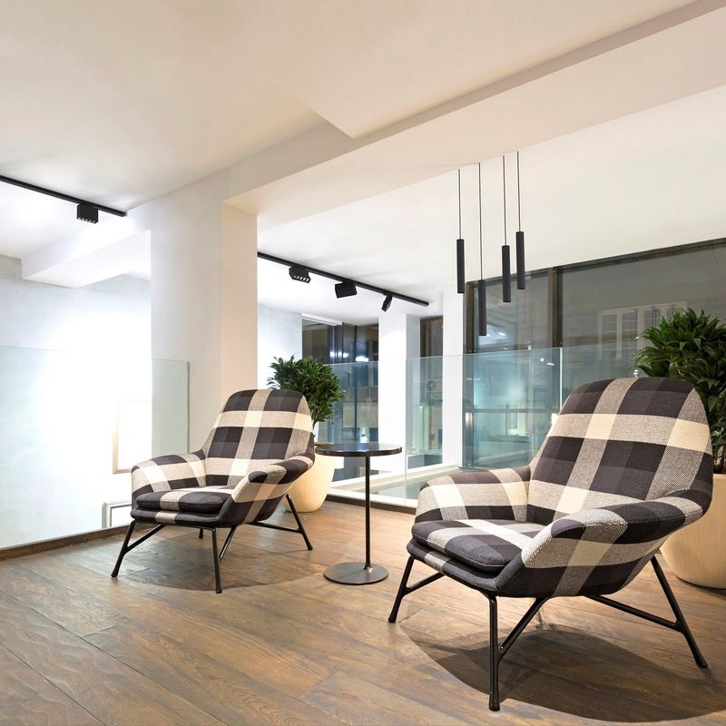 PROFILE FOCUS LED BL 3000K 7621