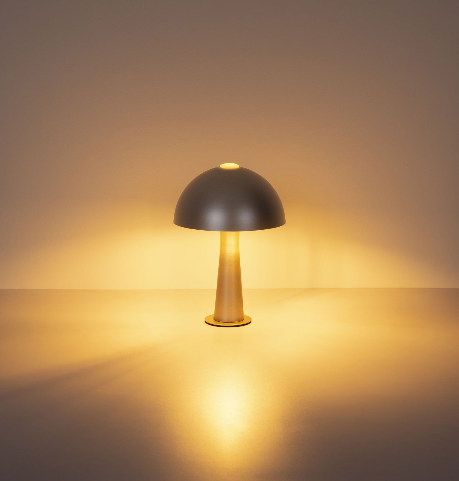 GLOBO JULIA 50670152 stolová lampa