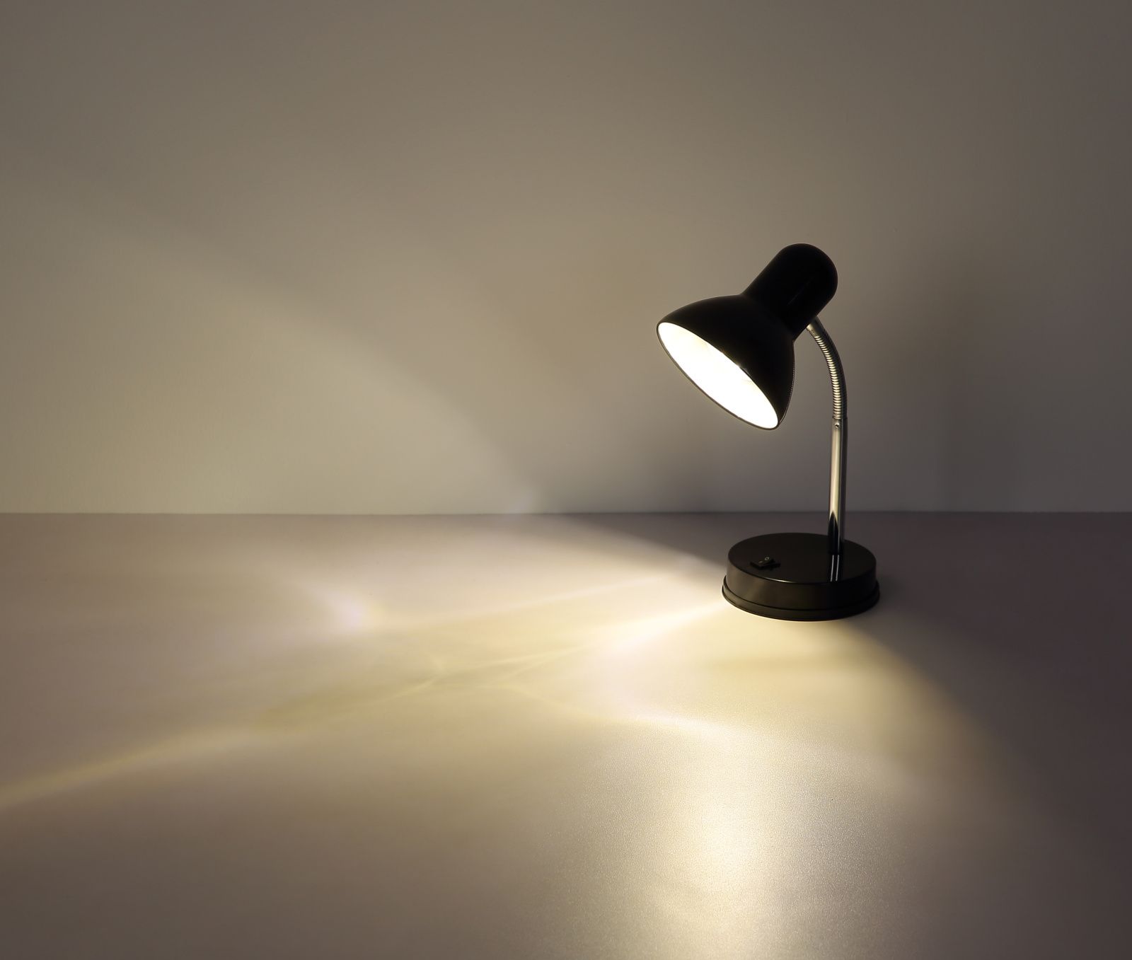 GLOBO BASIC 2485S stolová lampa