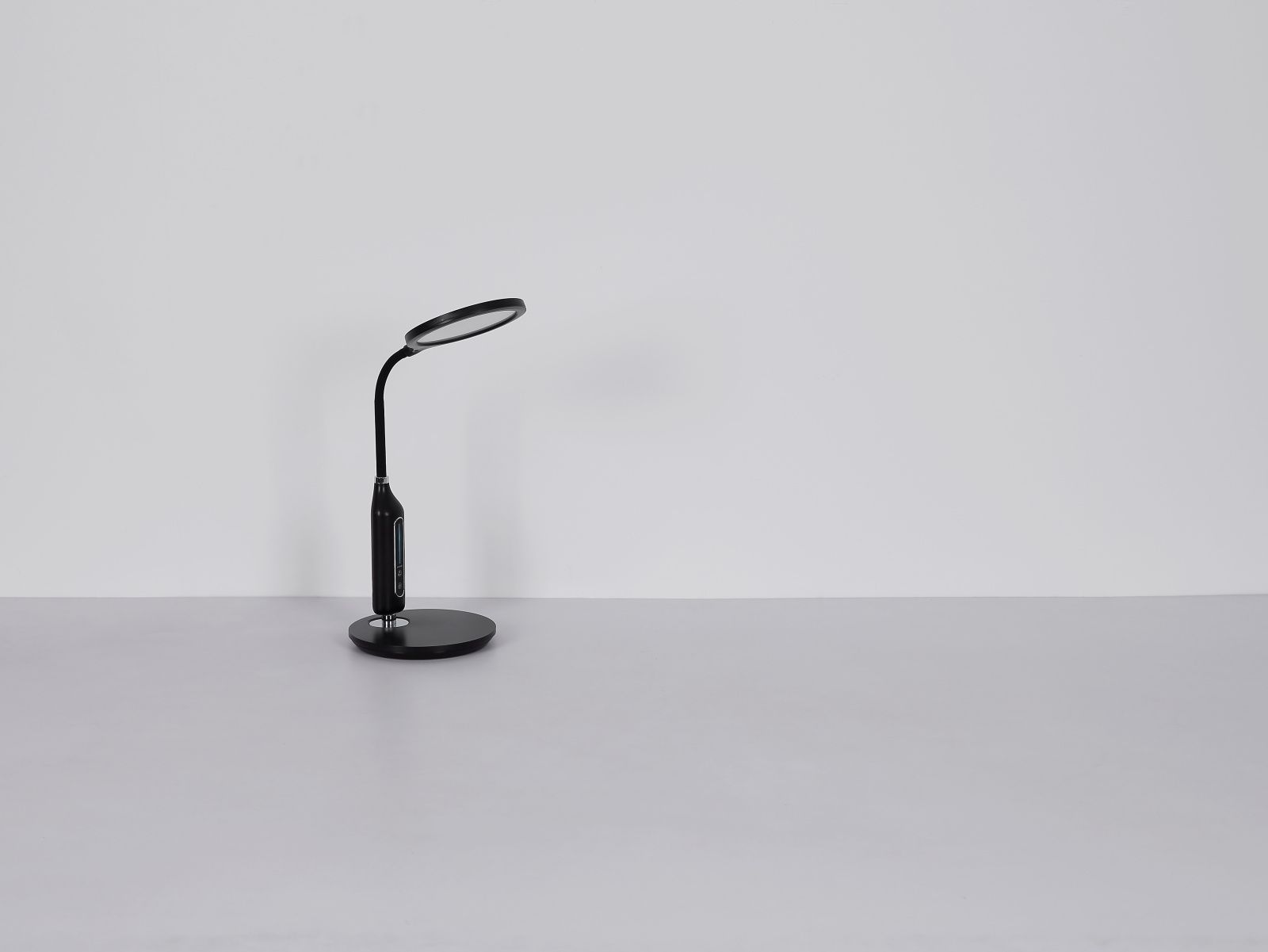 GLOBO FRUGGY 58435B stolová lampa