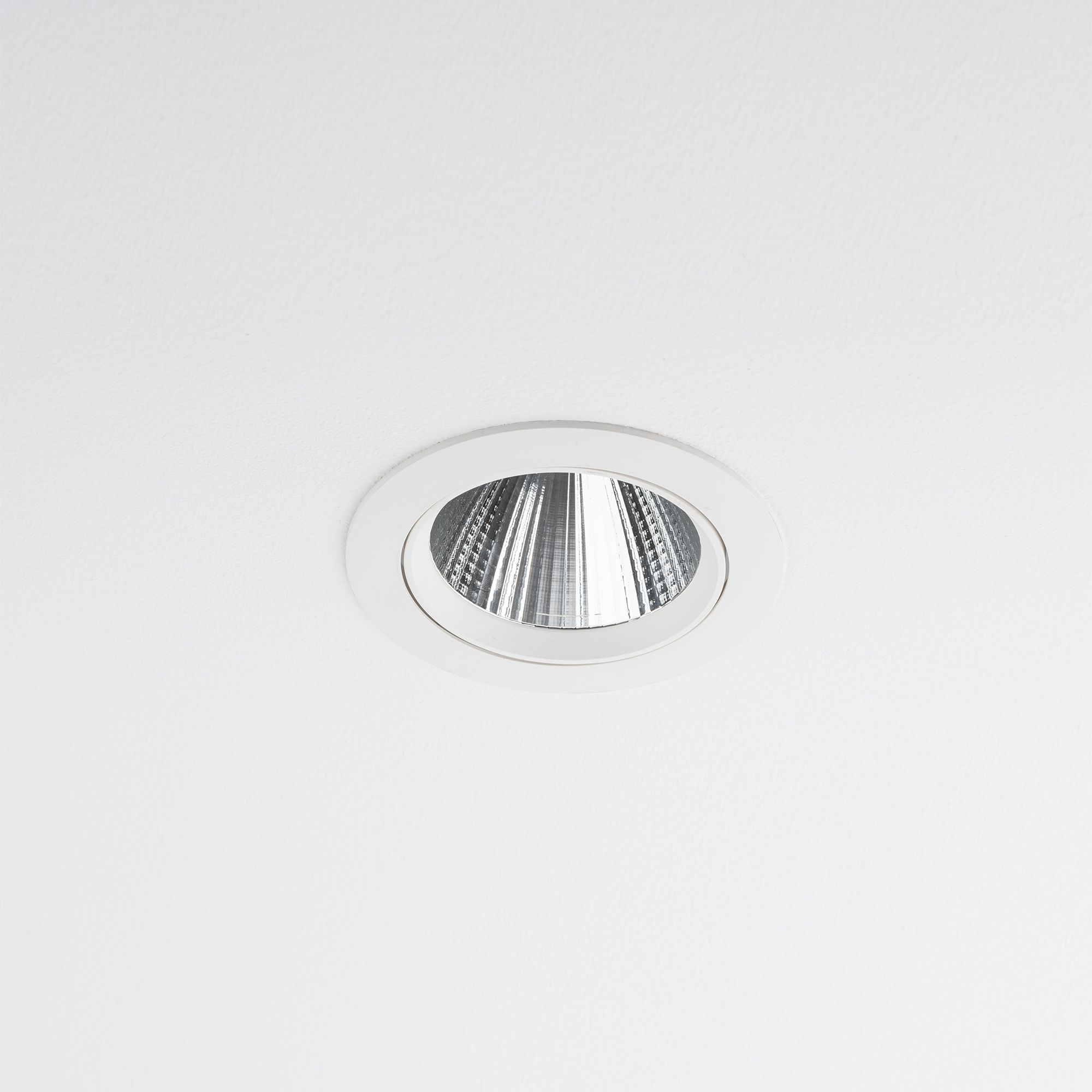 EGINA LED 15W 10556