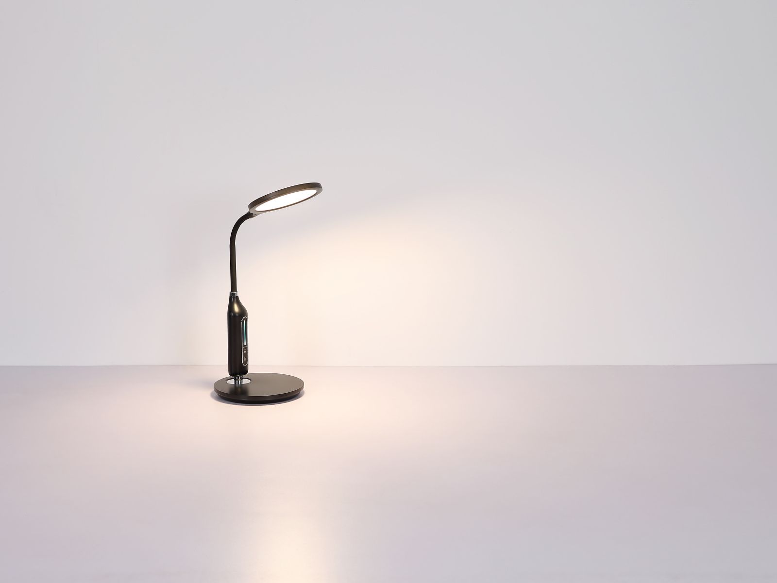 GLOBO FRUGGY 58435B stolová lampa