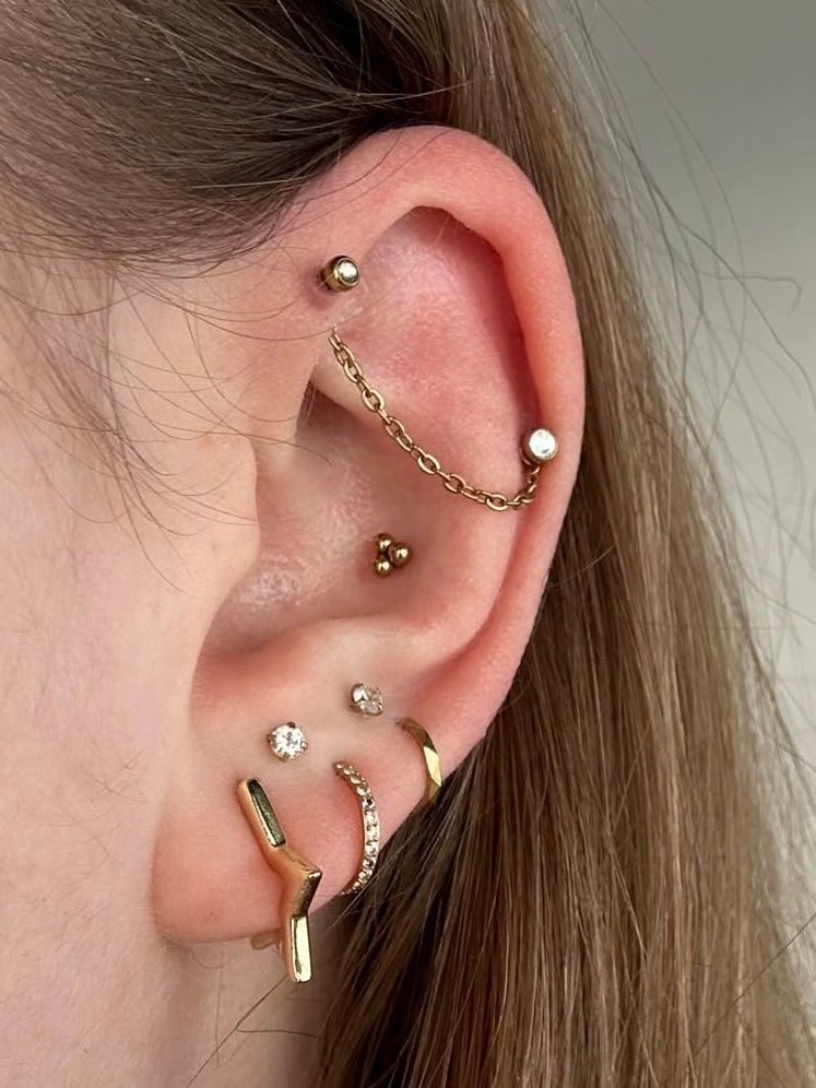 Helix a piercingy ušného laloka
