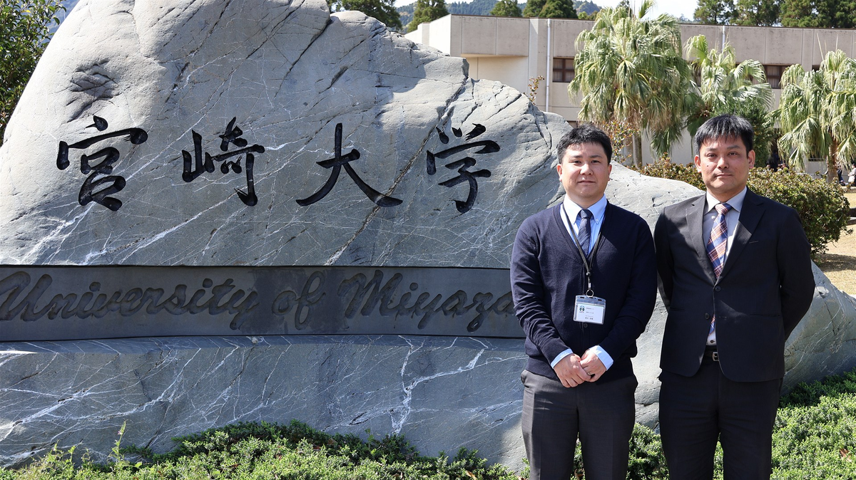 [導入事例/宮崎大学様] 人手による文字起こしからの脱却。業務効率化と記録品質の両立を実現！