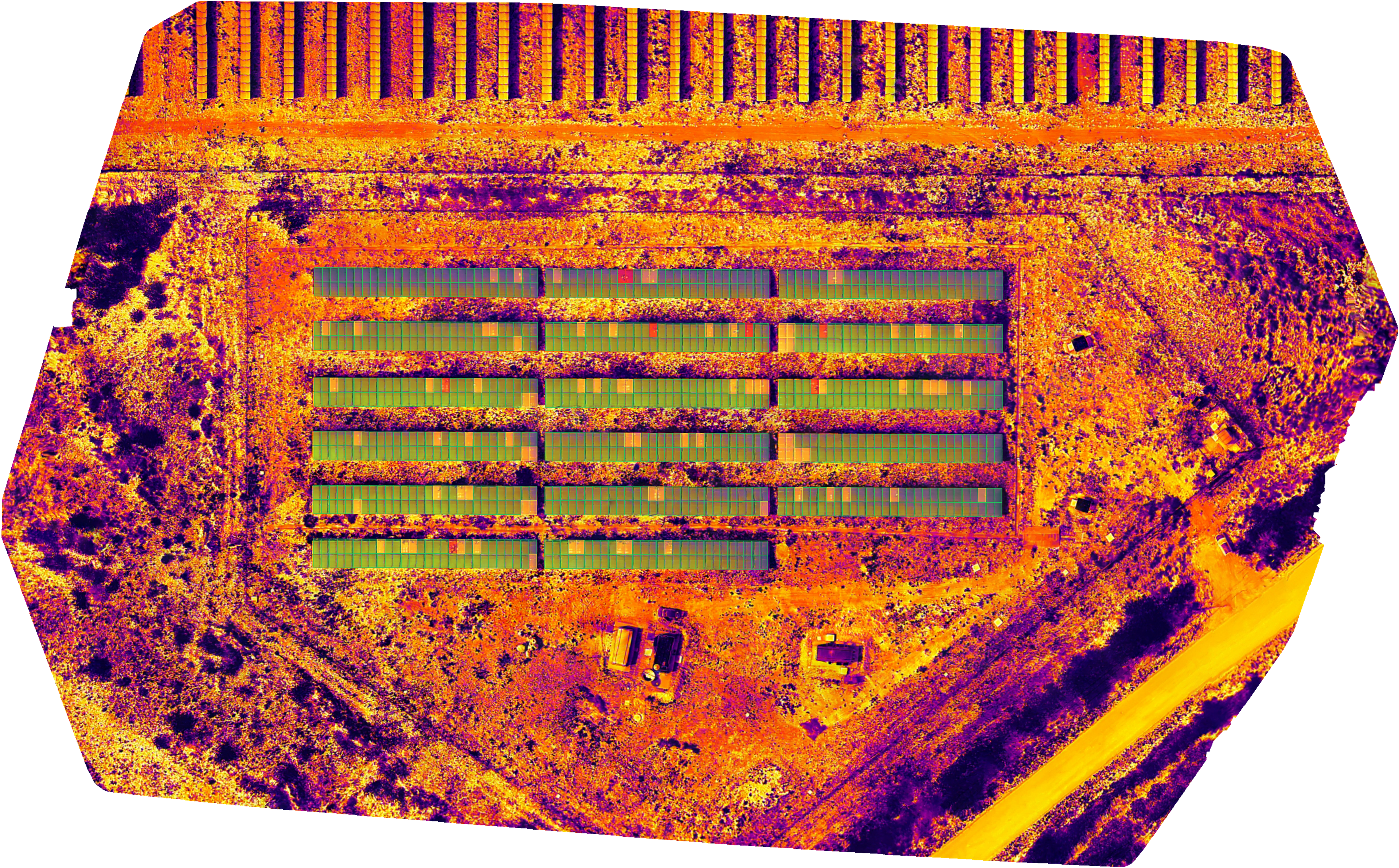 Ortomosaico térmico por drone de uma usina solar, usado para monitoramento com IA na plataforma ZenVision.