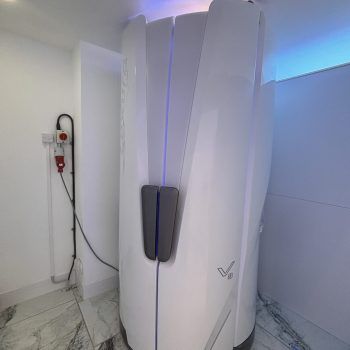 Luxura V8