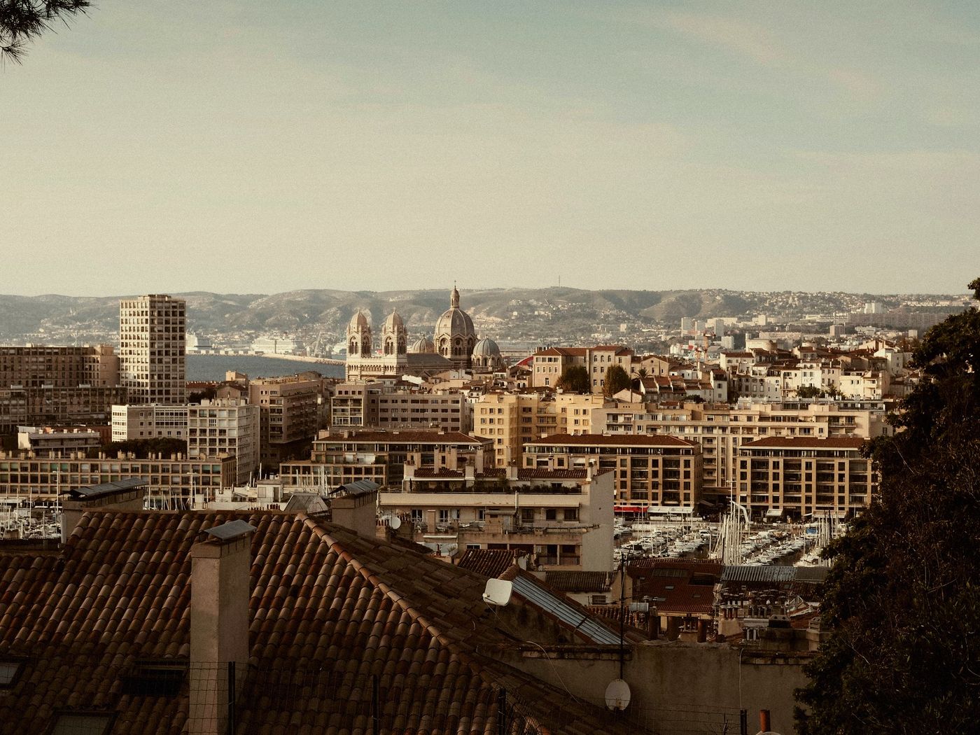 Marseille Skyline