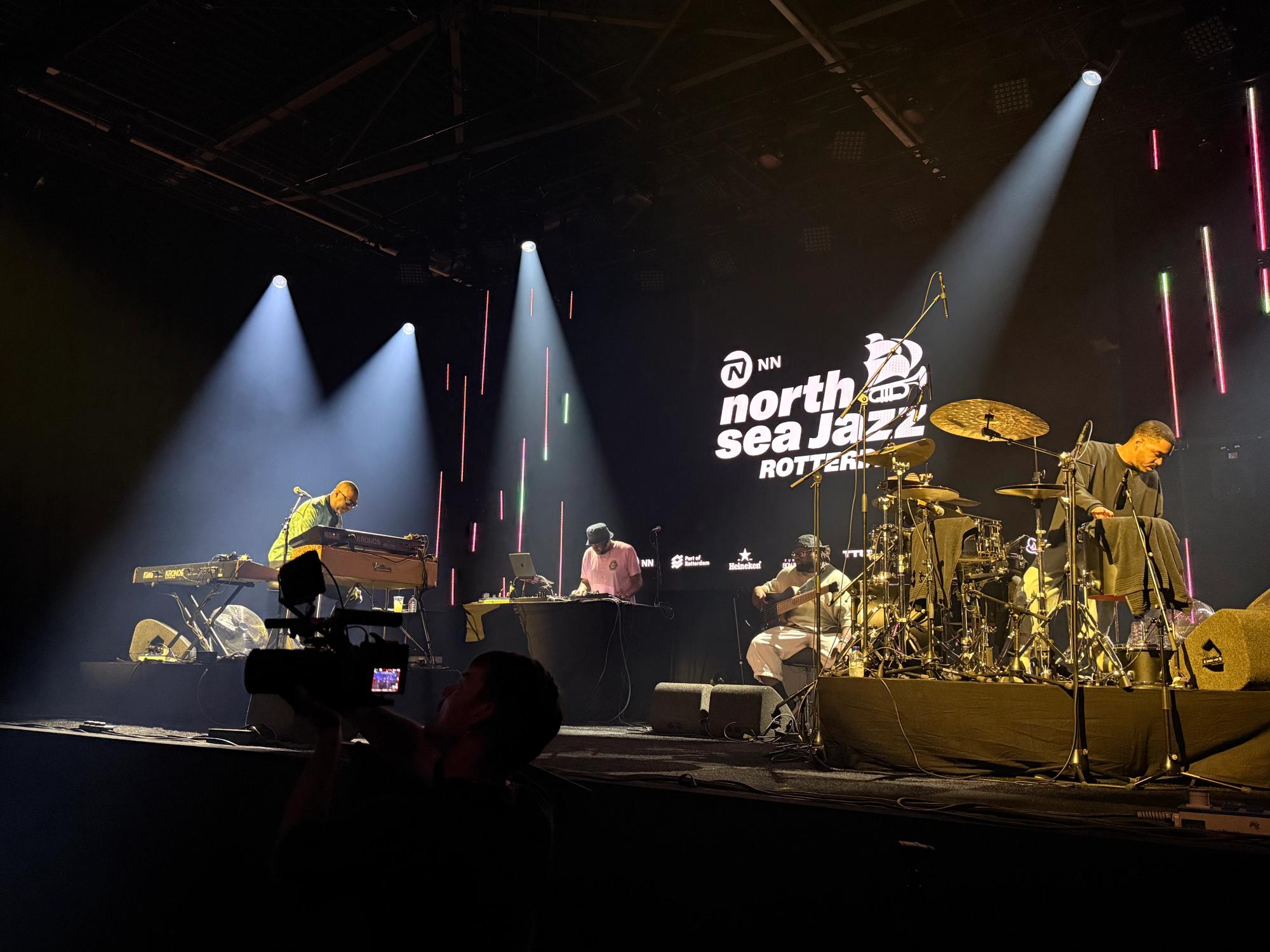 Robert, DJ and drummer all on stage