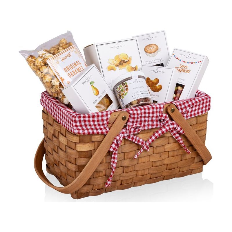 Farmhouse Basket with Gourmet Gift Pack