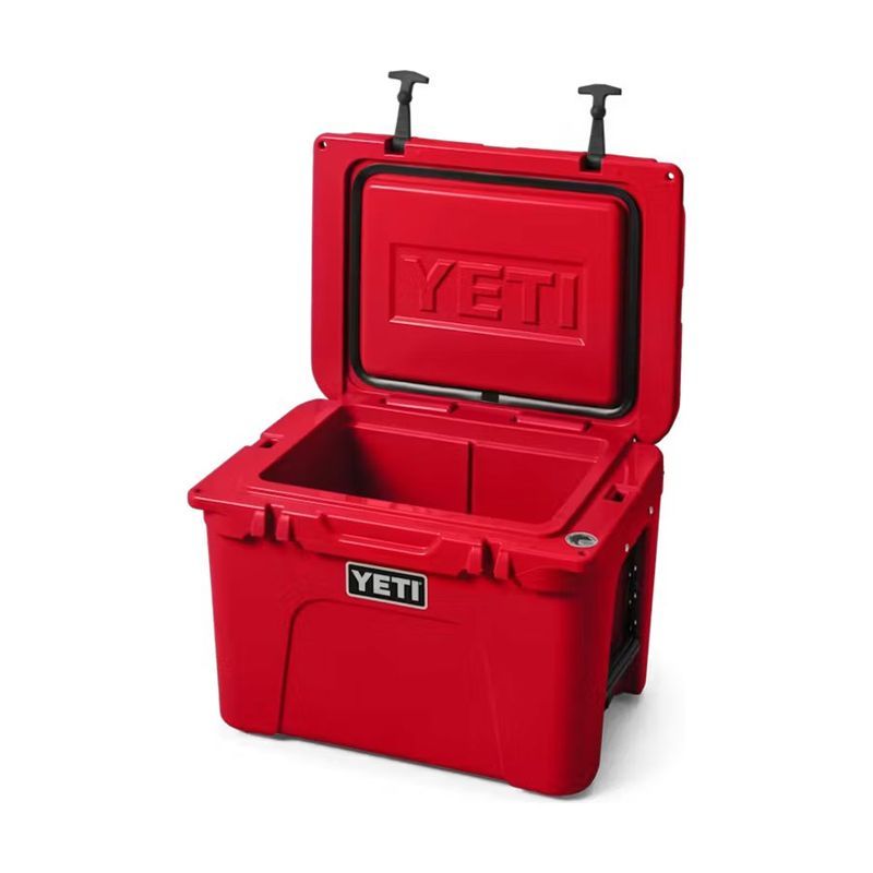 YETI Tundra 35-Quart Hard Cooler Ice Chest