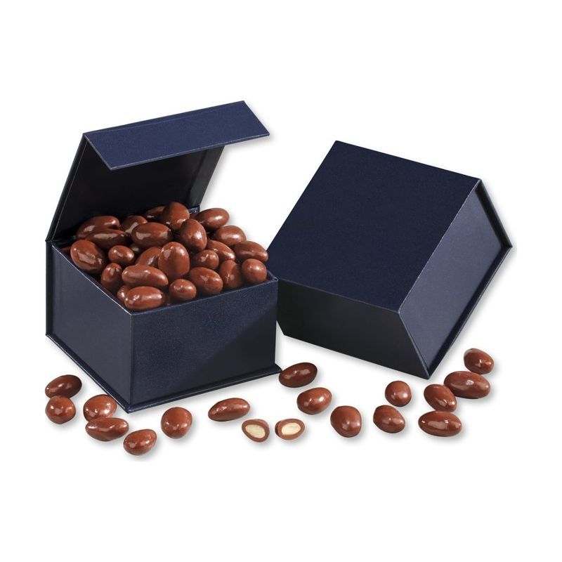 Magnetic Keepsake Box with Milk Chocolate Almonds