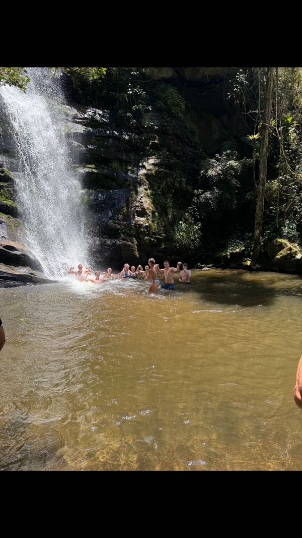 Bade i foss