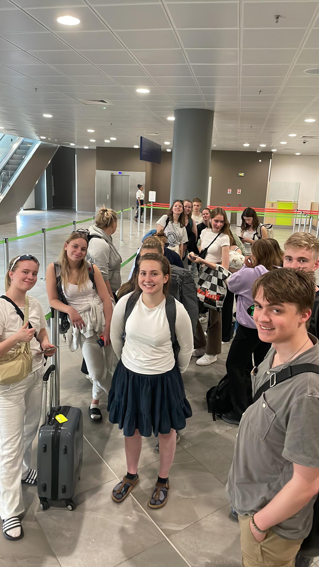 Elever på flyplassen