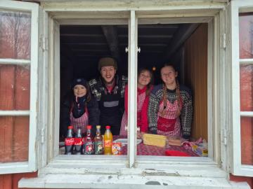 Tittei fra vinduet på husmannsplassen