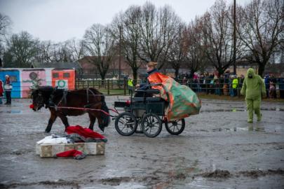 Forestilling på ridebanen