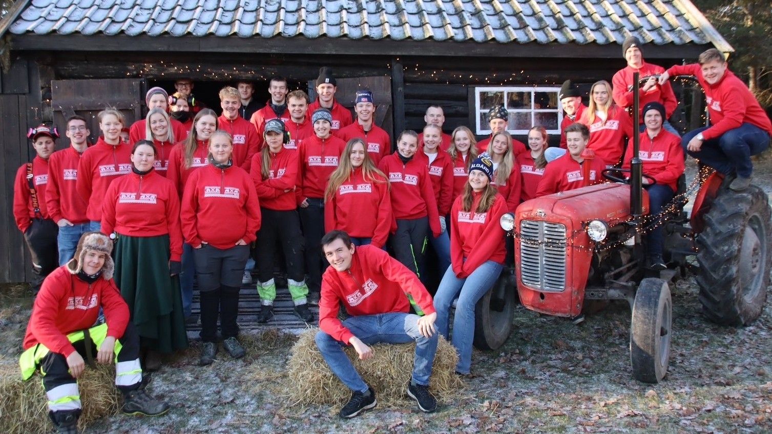 En stor klasse md voksne elever.