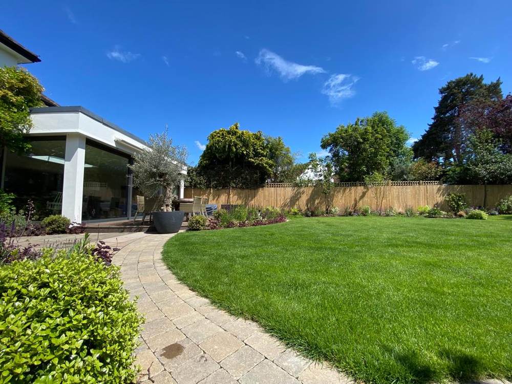 Weybridge - Front Garden & Driveway garden project