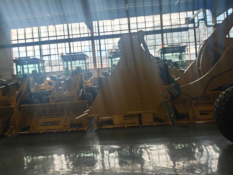 930 4-in-1 Bucket - thumbnail 7