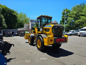 930HD Wheel Loader - thumbnail 3