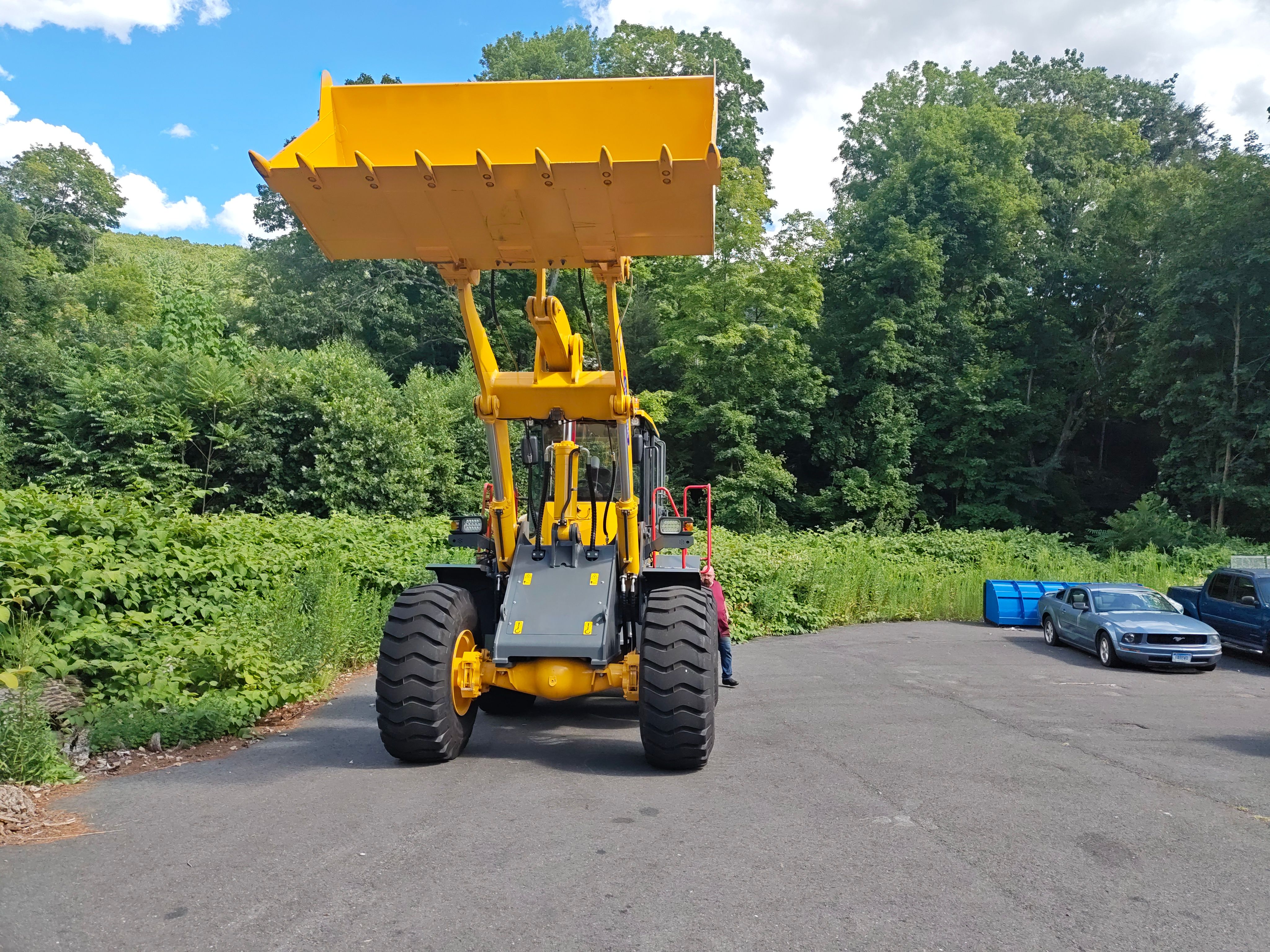 Wheel Loader Attachments: Boosting Productivity on Small Construction Sites