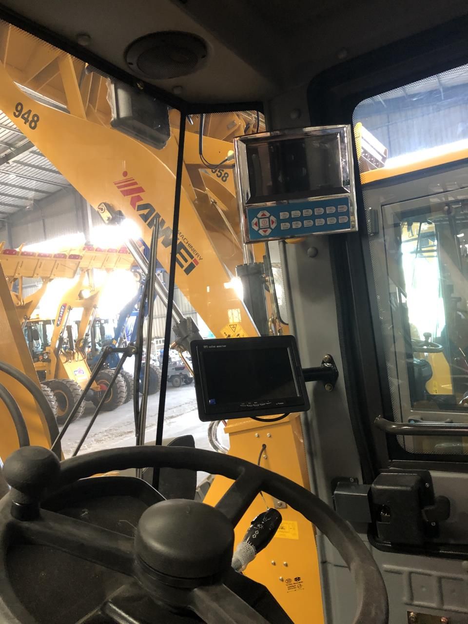 930 Wheel Loader - view 9