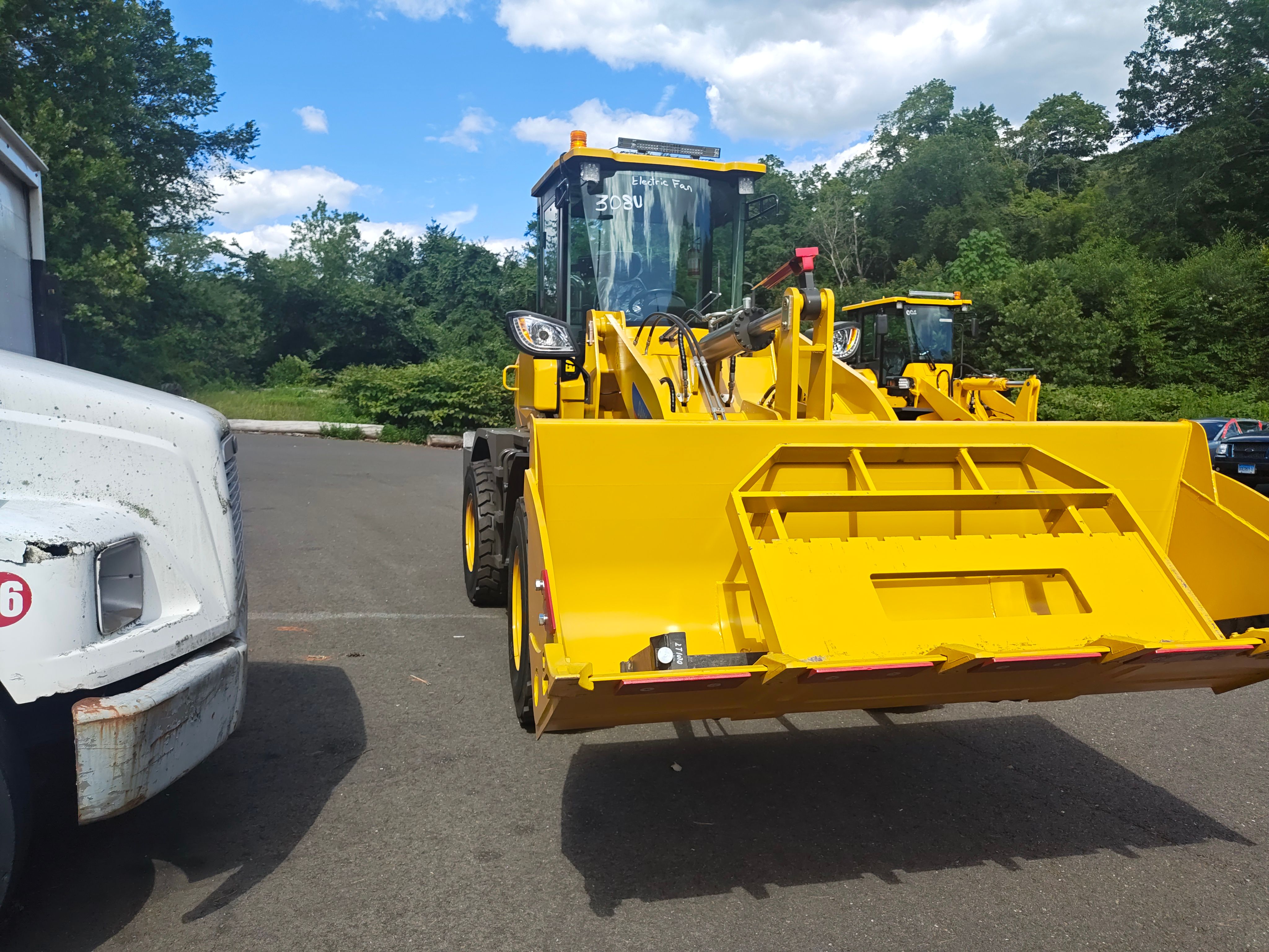 Efficient Snow Removal with Wheel Loaders and Attachments