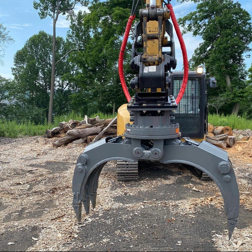 Grasp tool for material handling with loader