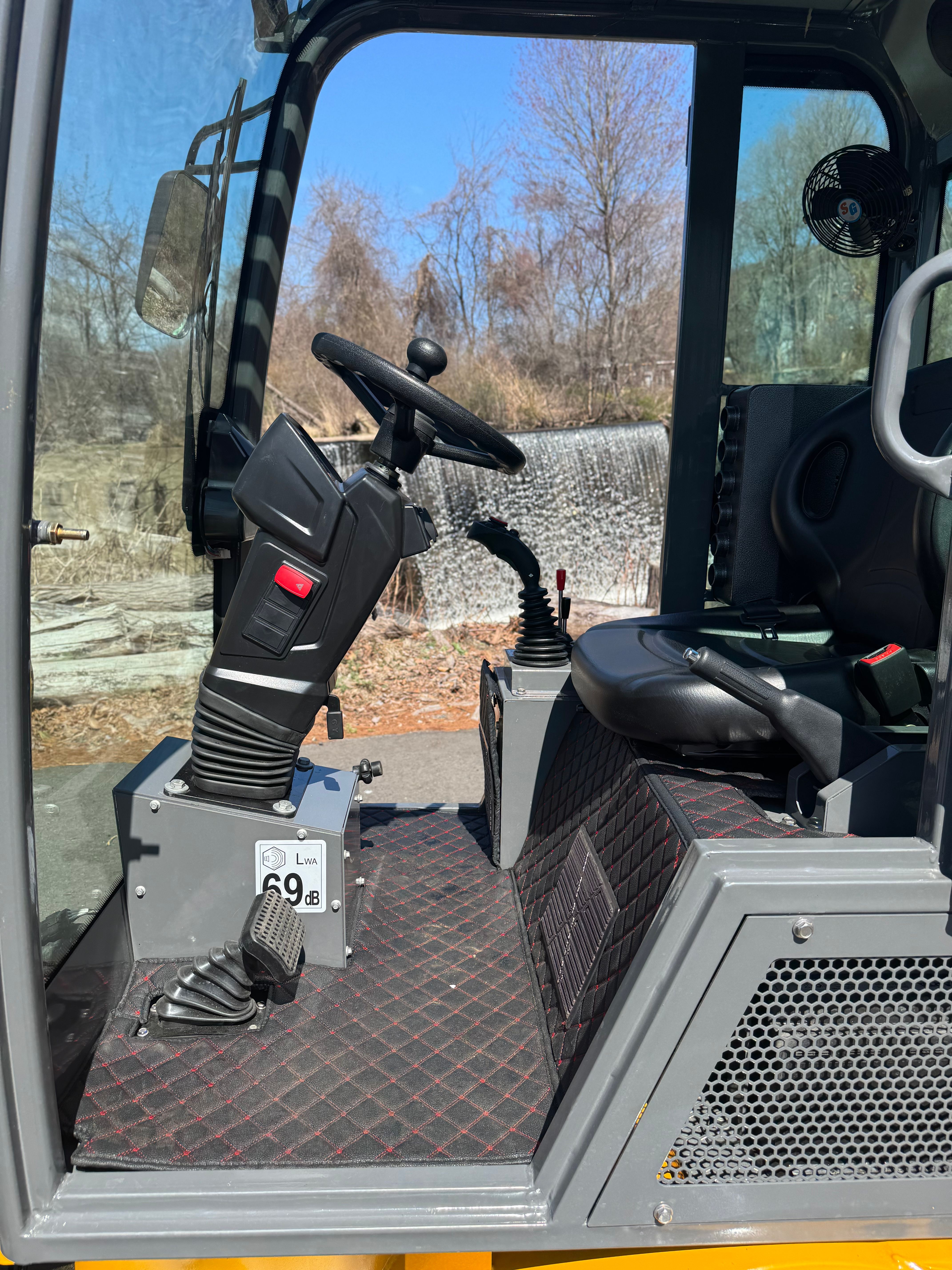  1090 Tele Wheel Loader (Sold) - thumbnail 41