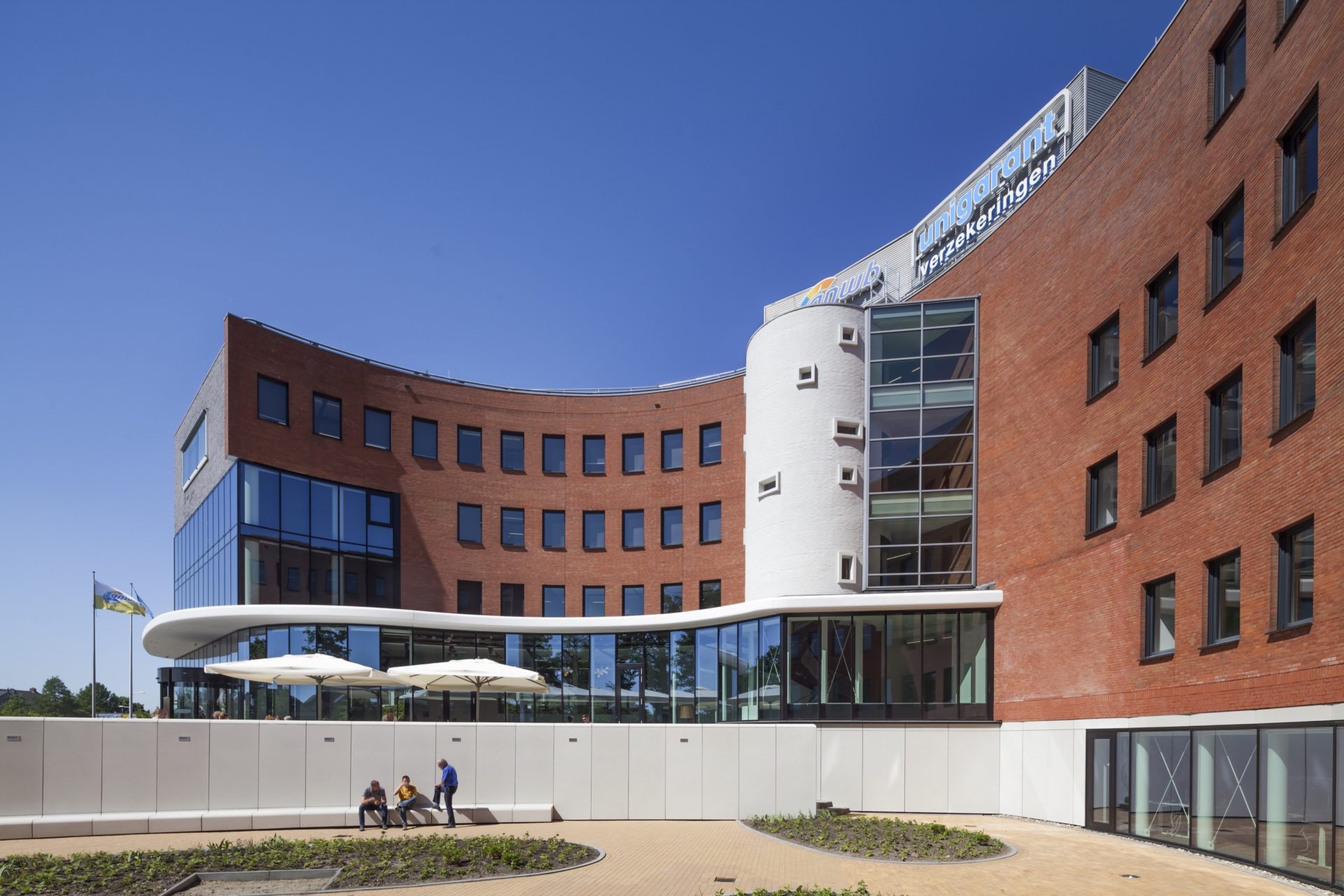 Unigarant zet NEXT in als springplank voor young professionals