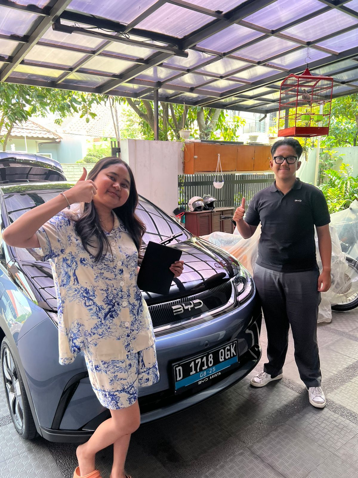 Handover Dolphin kepada Ms. AI di Bekasi