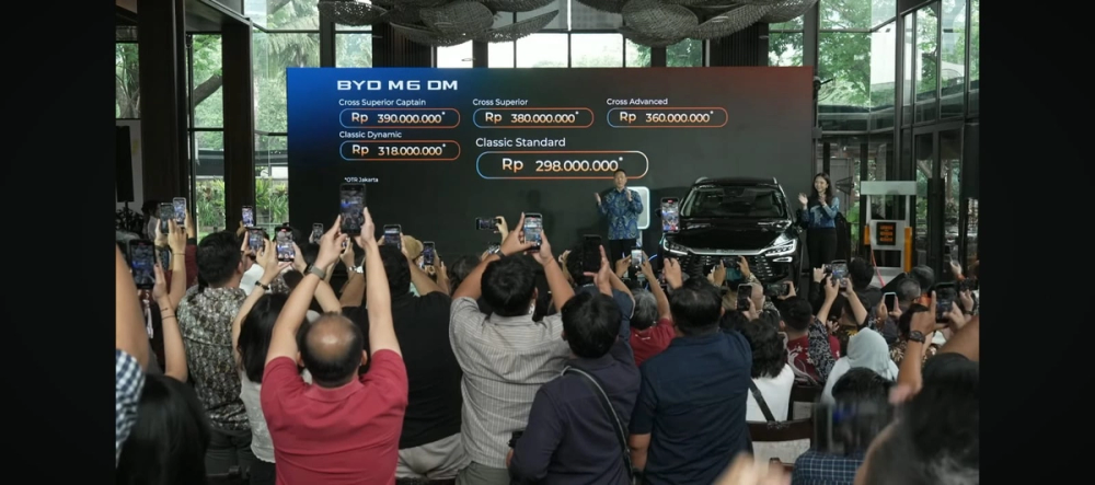 BYD M6 DM-i Resmi Meluncur di Indonesia: Harga Mulai Rp 298 Juta OTR Jakarta