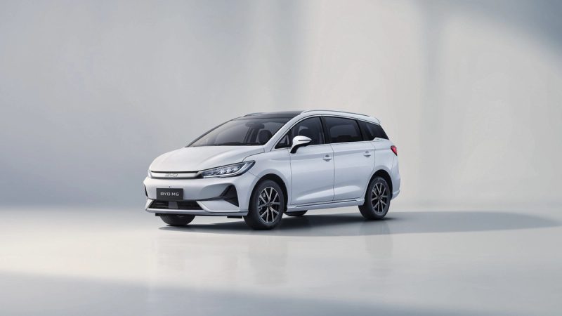 Biaya Kepemilikan Mobil Listrik BYD vs Bensin di Jakarta