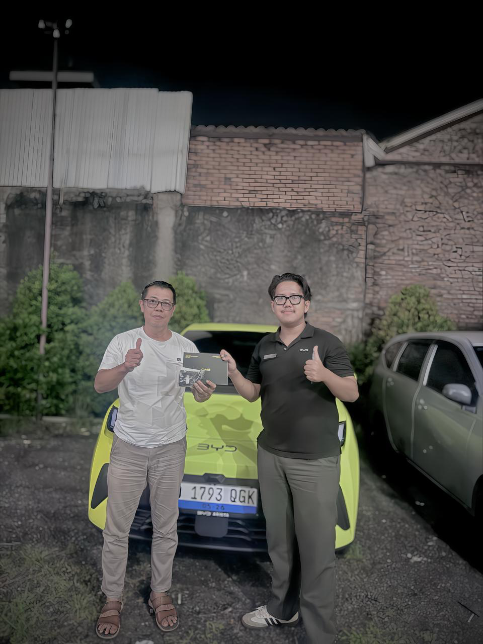 Handover Atto 1 kepada Mr. Yan di Jakarta Utara