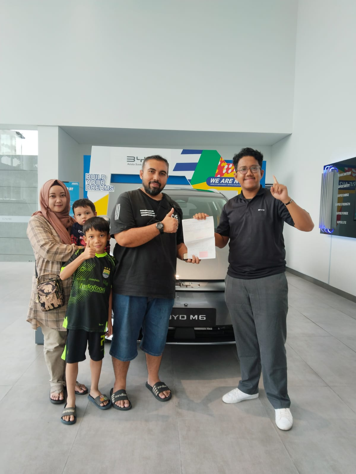 Handover M6 kepada Family Mr. A & Mrs. B di Jakarta Utara