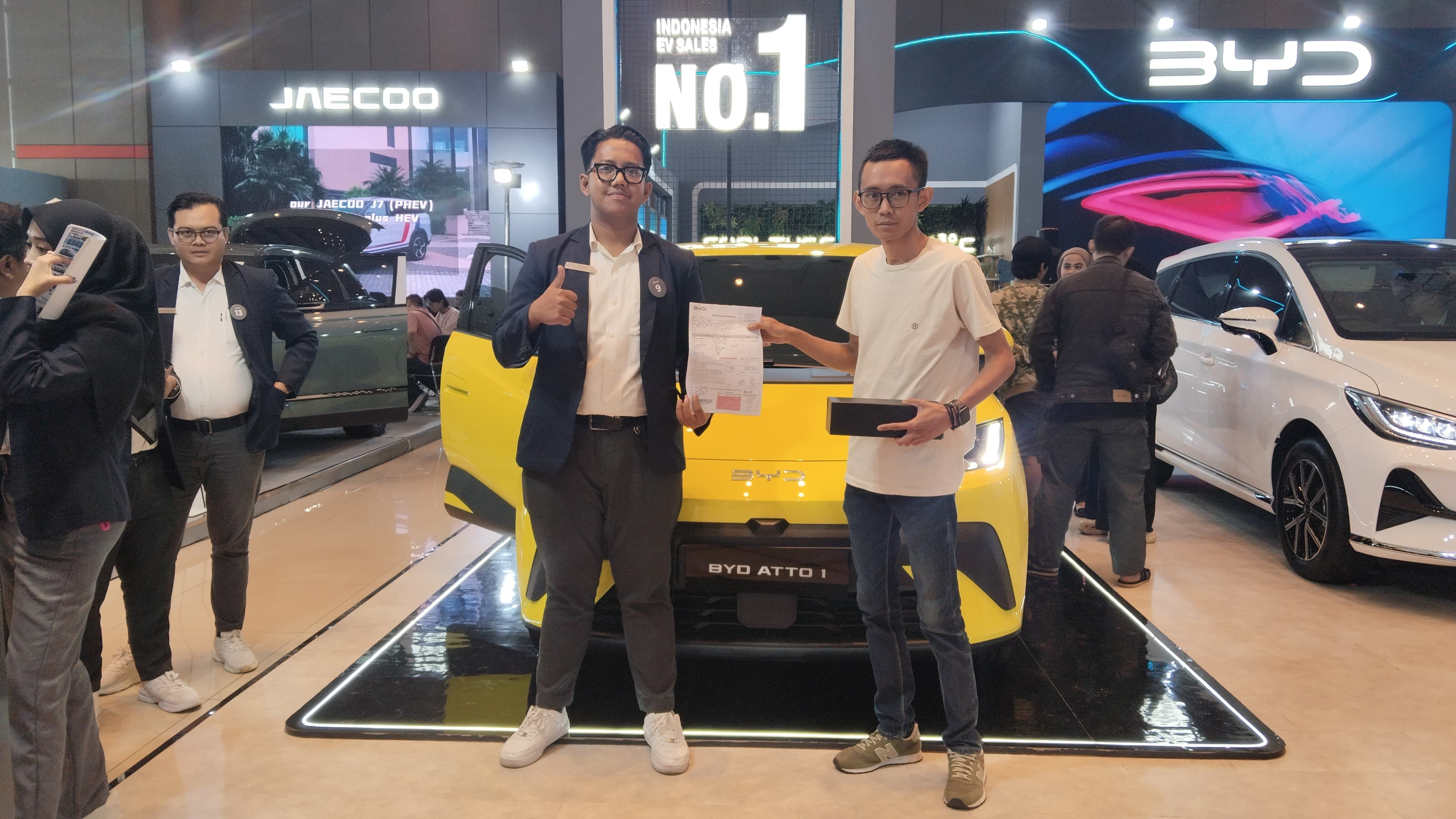 Handover Atto 1 kepada Mr. AC di Jakarta Barat