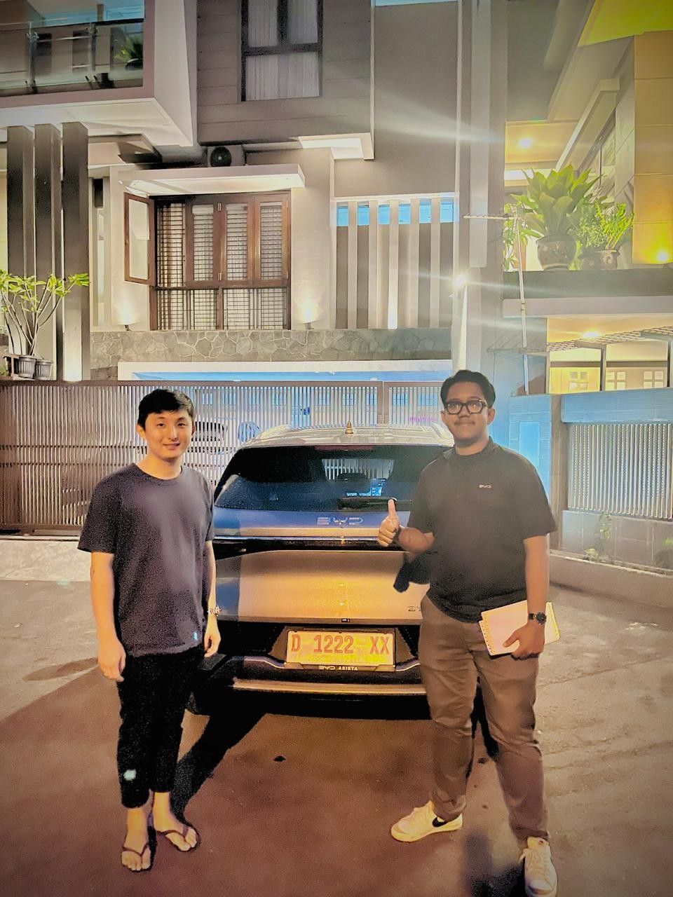 Handover Sealion kepada Mr. O di Depok