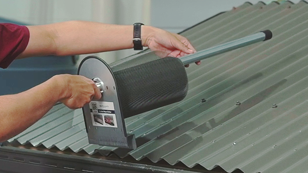 BMCO Gutter Mesh Roller - 3