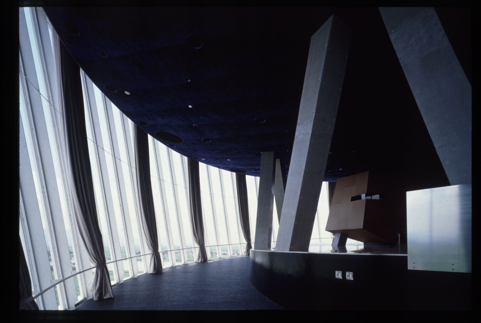 019_ph_09-31