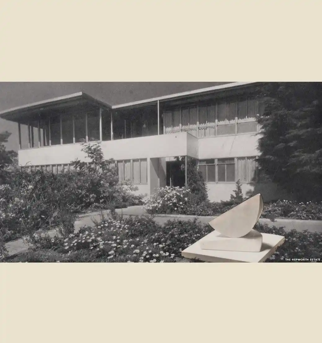 Neutra VDL Studio and Residences
