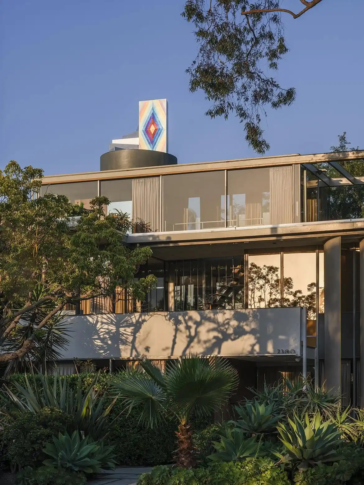 Neutra VDL Studio and Residences