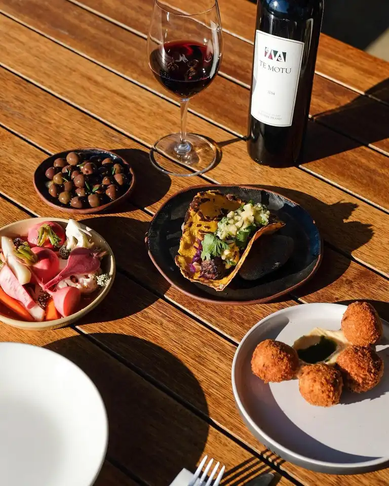 Te Motu Vineyard
