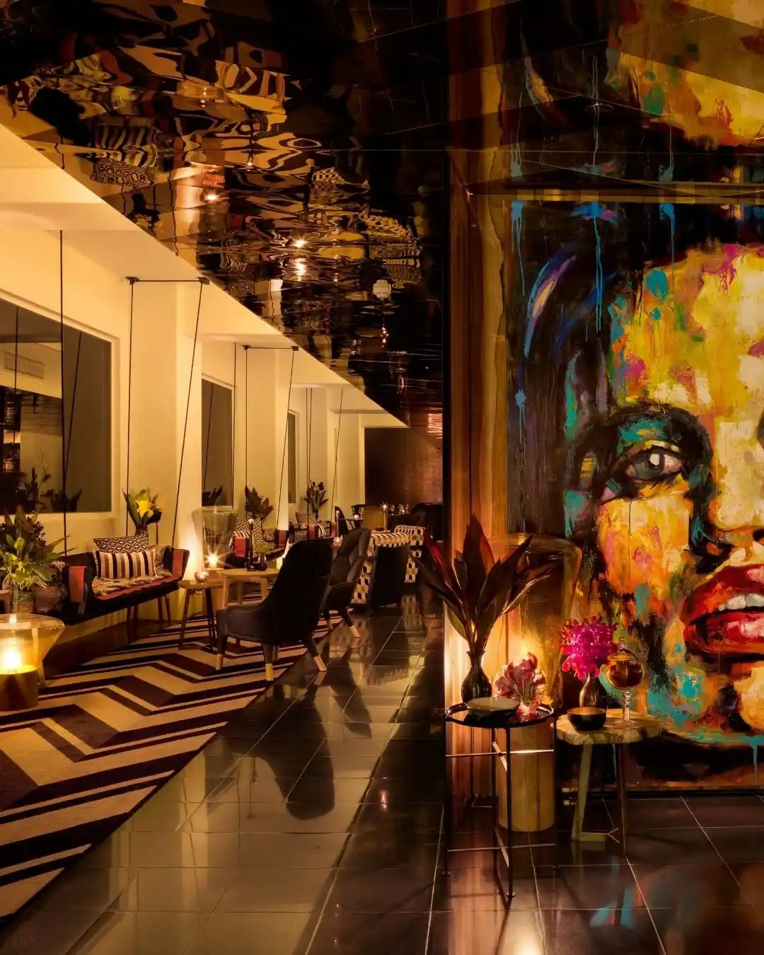 Adelphi Hotel