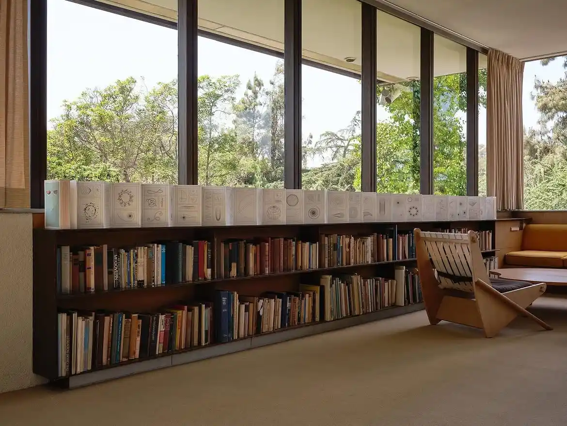 Neutra VDL Studio and Residences